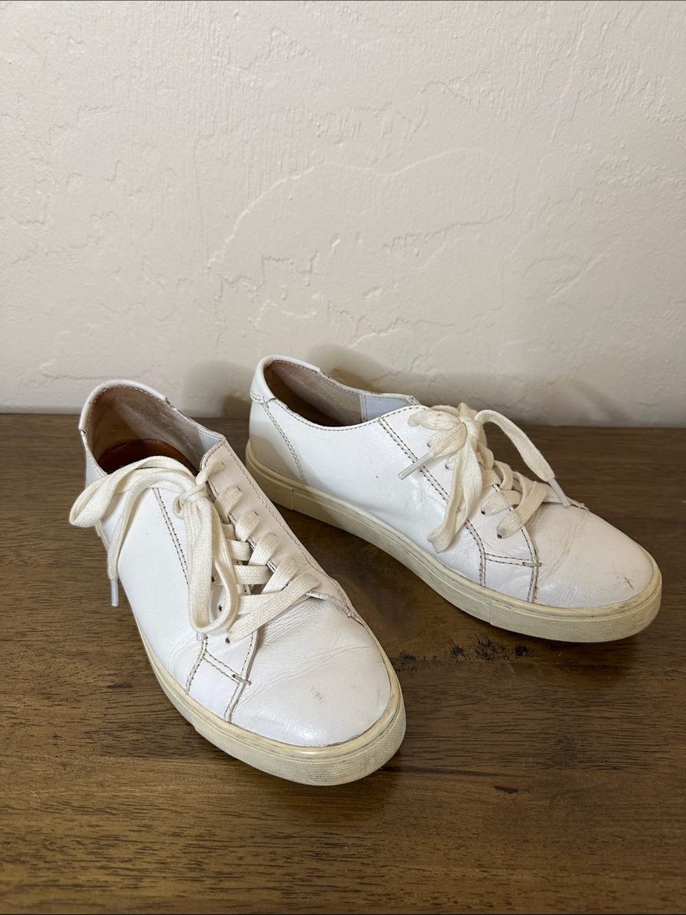 Frye Ivy Low Lace Sneakers, Size 8